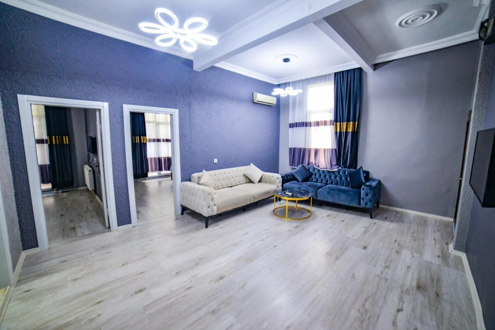 Suit Travel Istanbulská provincie 0*,  Turecko