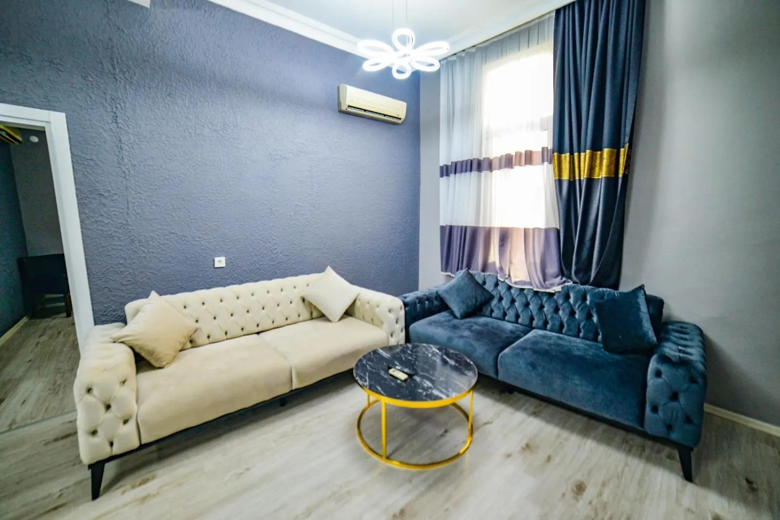 Suit Travel Istanbulská provincie Bed & Breakfast