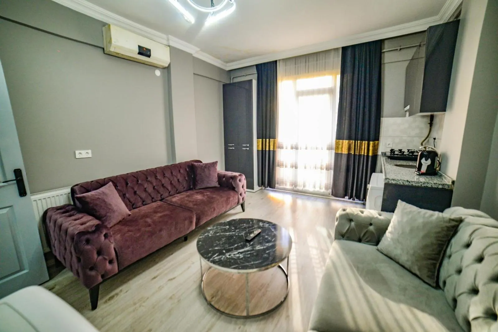 Suit Travel Istanbulská provincie