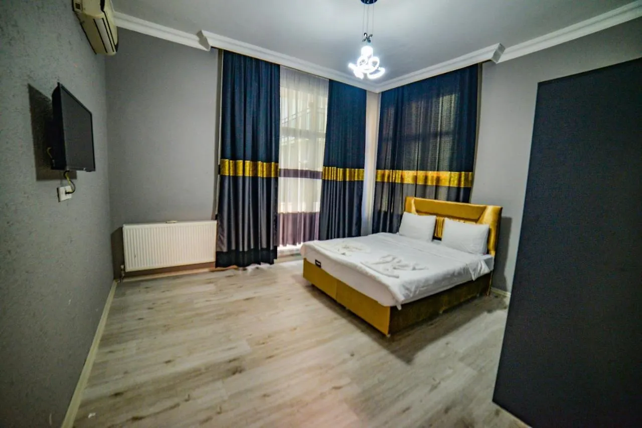 Suit Travel Istanboel