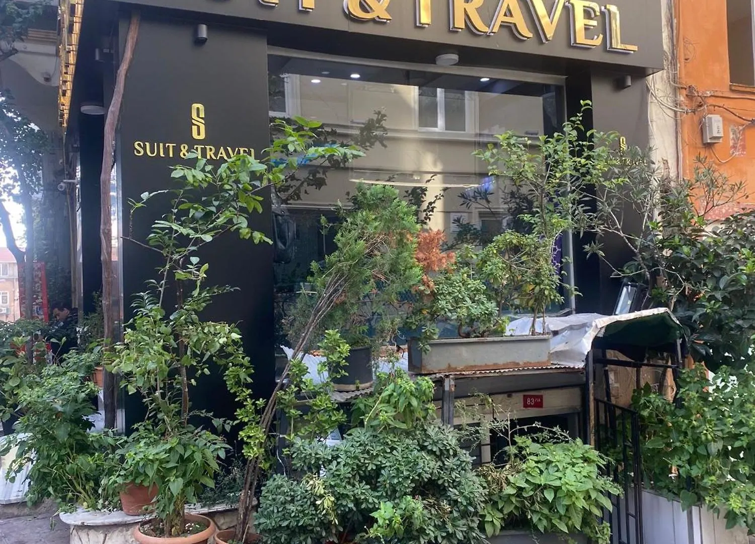 Suit Travel Istanboel Bed & Breakfast